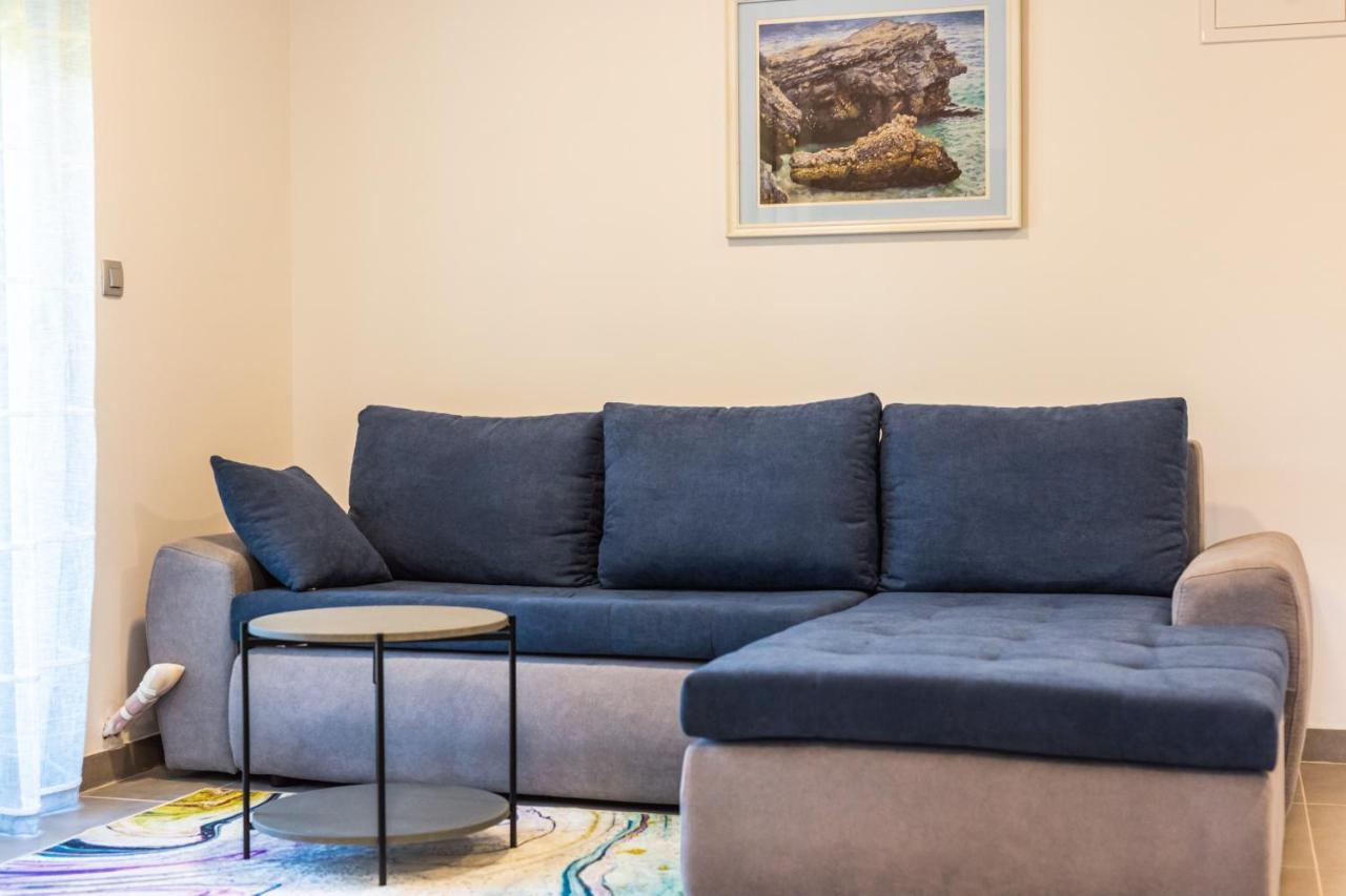 Apartmani Leptir Rakovica Exterior foto